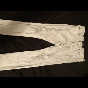 White hollister jeans